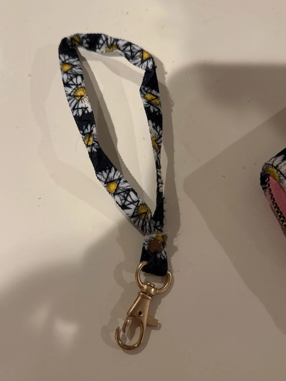Simply Southern Navy Daisy Zip Wallet with Pink Trim